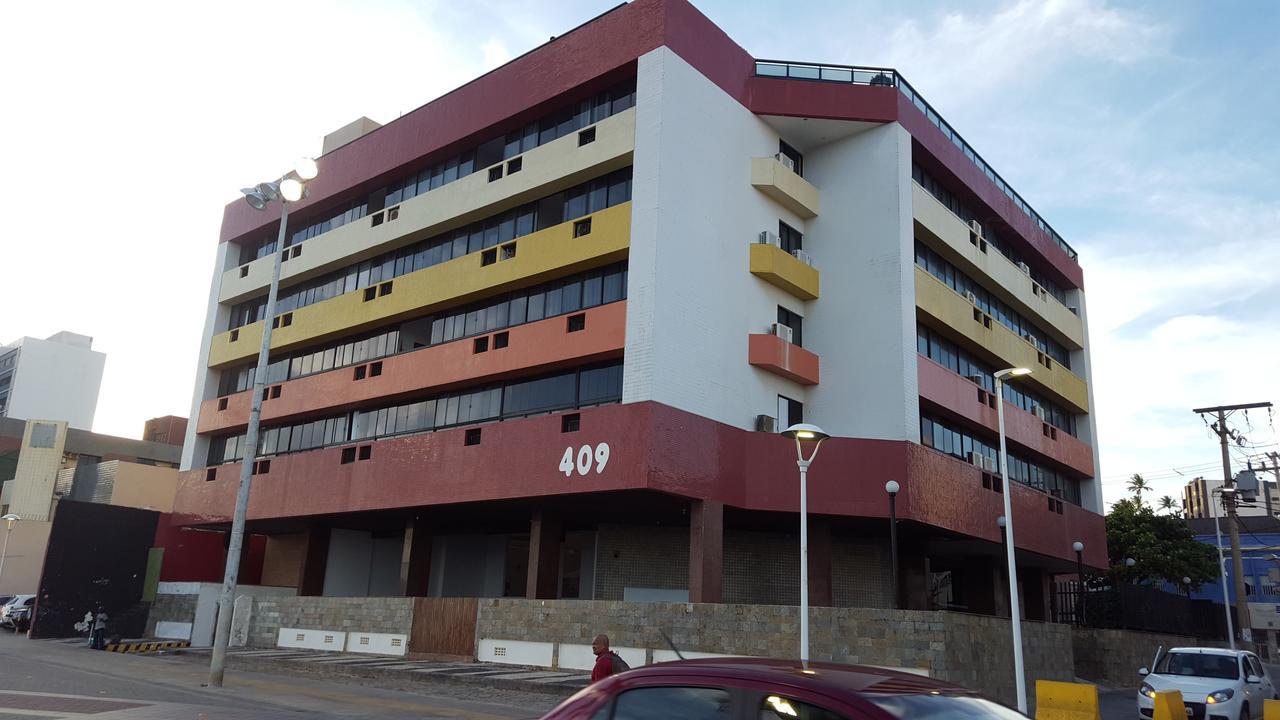 Farol Barra Flat Aparthotel Salvador Exterior photo